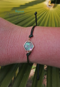 Bracelet en corde avec nacre d'abalone en hexagone