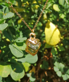 Pendant with champagne color crystal cube